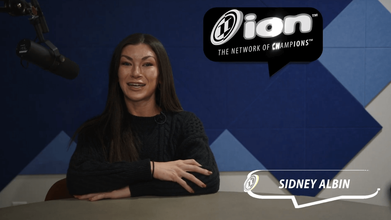 Charity Santa Stroll » ION Manhattan Beach